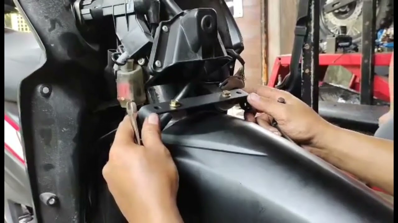 Honda Wave RSX 110 fi Mini driving light bracket Installation