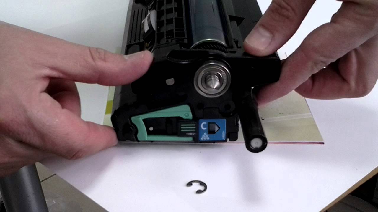 Удаление соринки из девелопера на Ricoh 430/440