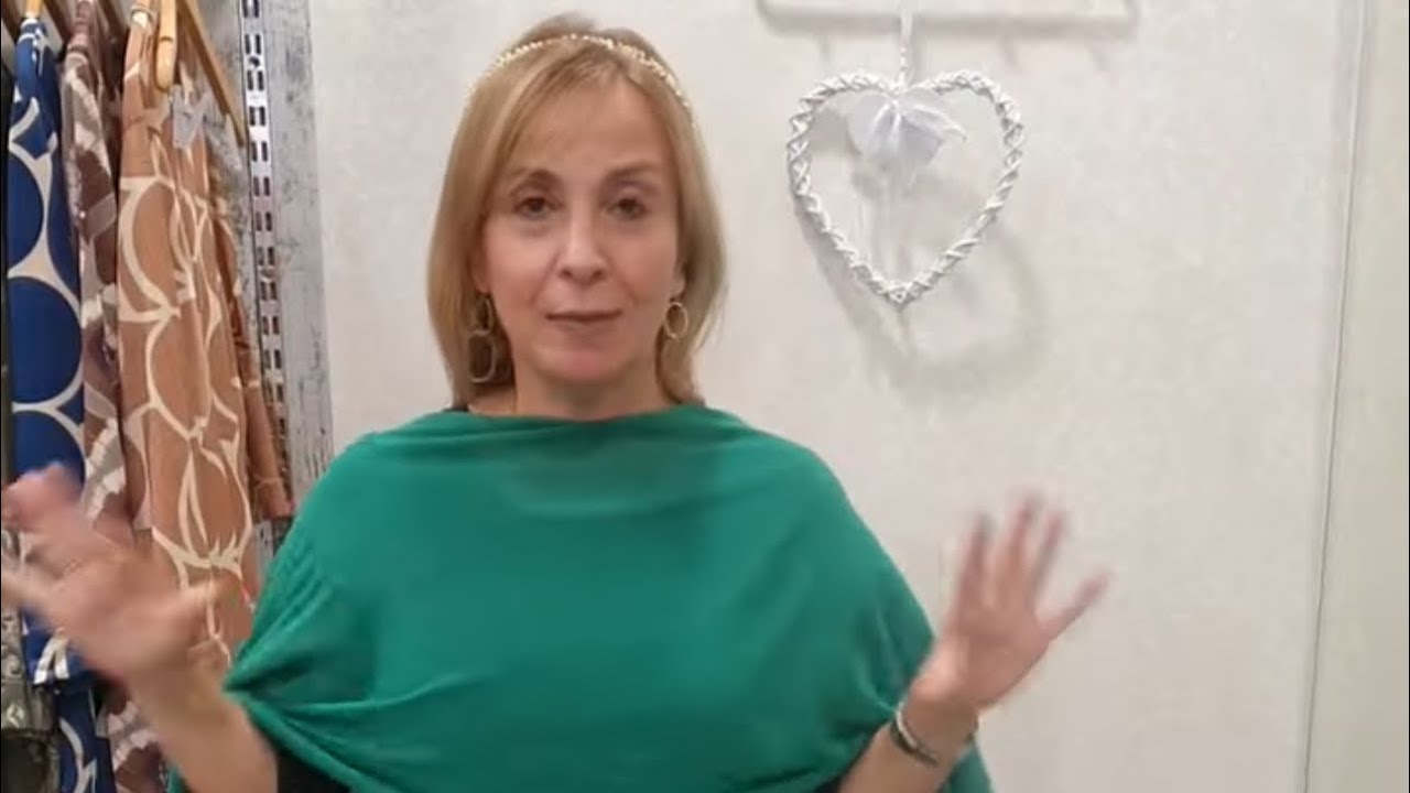 Descubre el tutorial:  maneras de ponerte las #capasdegasa #blancohermanas #toledo