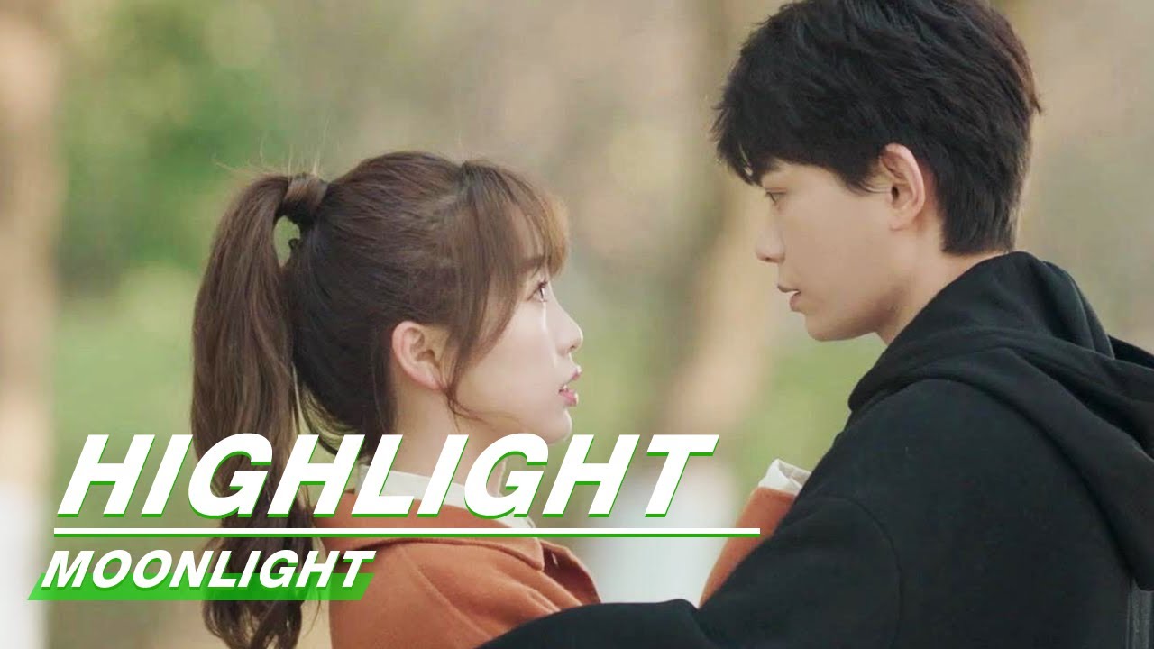 Zhou Chuan &Chu Li Hug Each Other After Confession | Moonlight | 月光变奏曲 | iQIYI