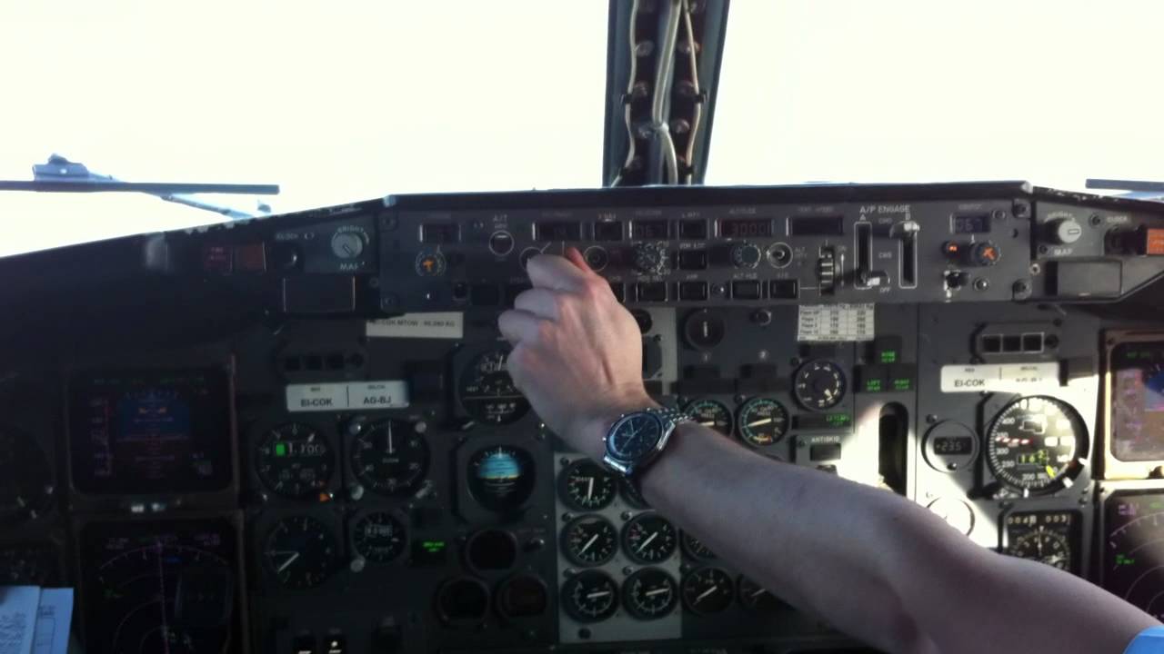 Atterraggio a Bari su 737.MOV