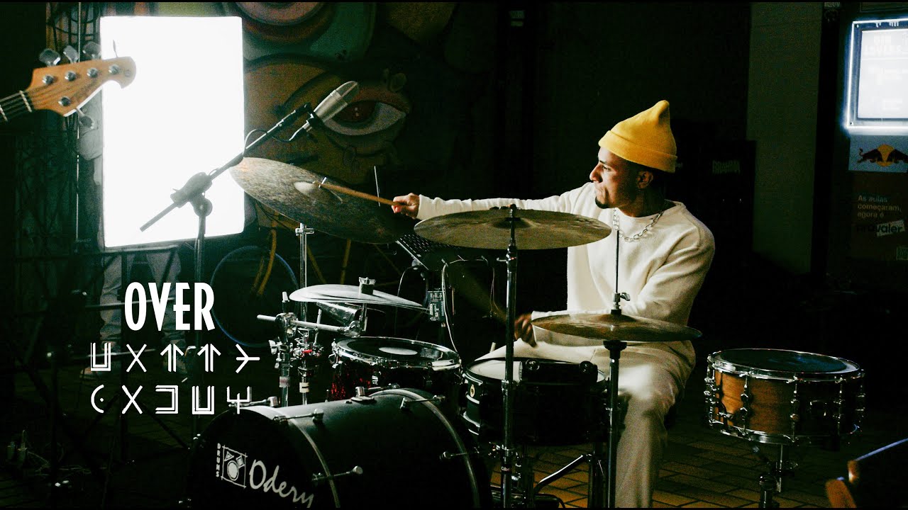 OVER - ROBERT GLASPER // VINNY SILVA QUINTET