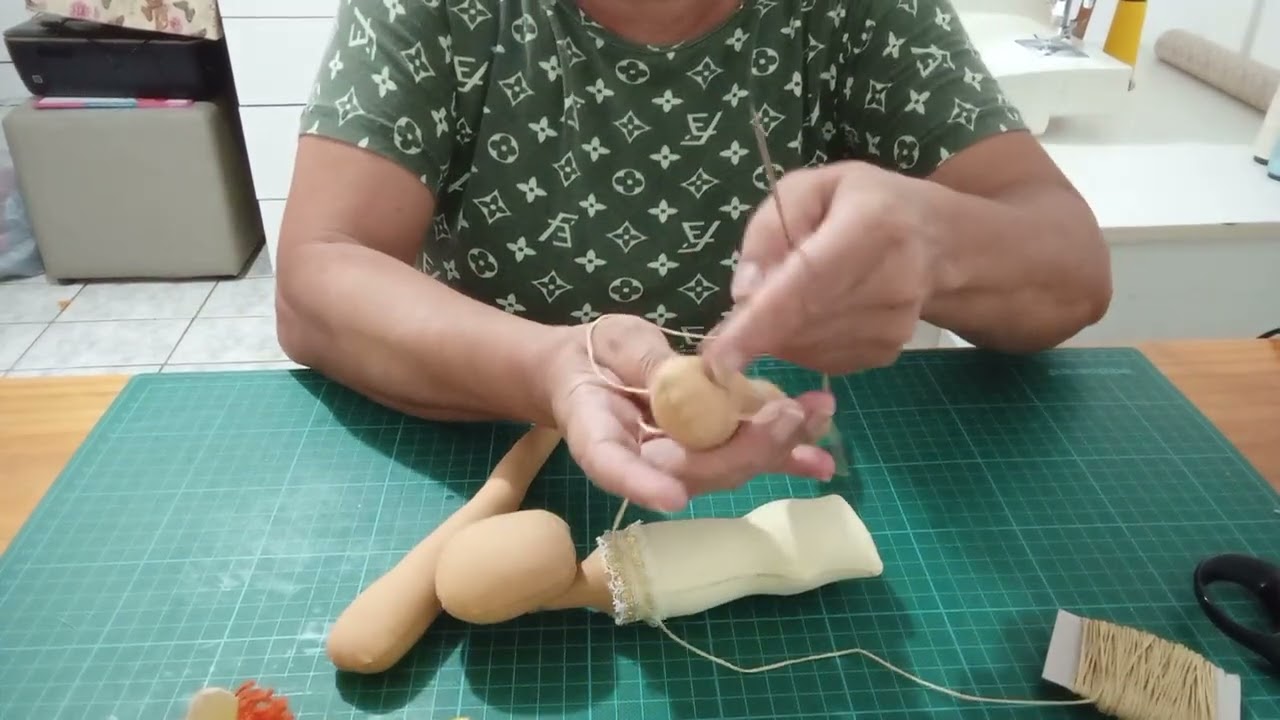 VÍDEO novo . Passo a passo Boneca Sol ☀️