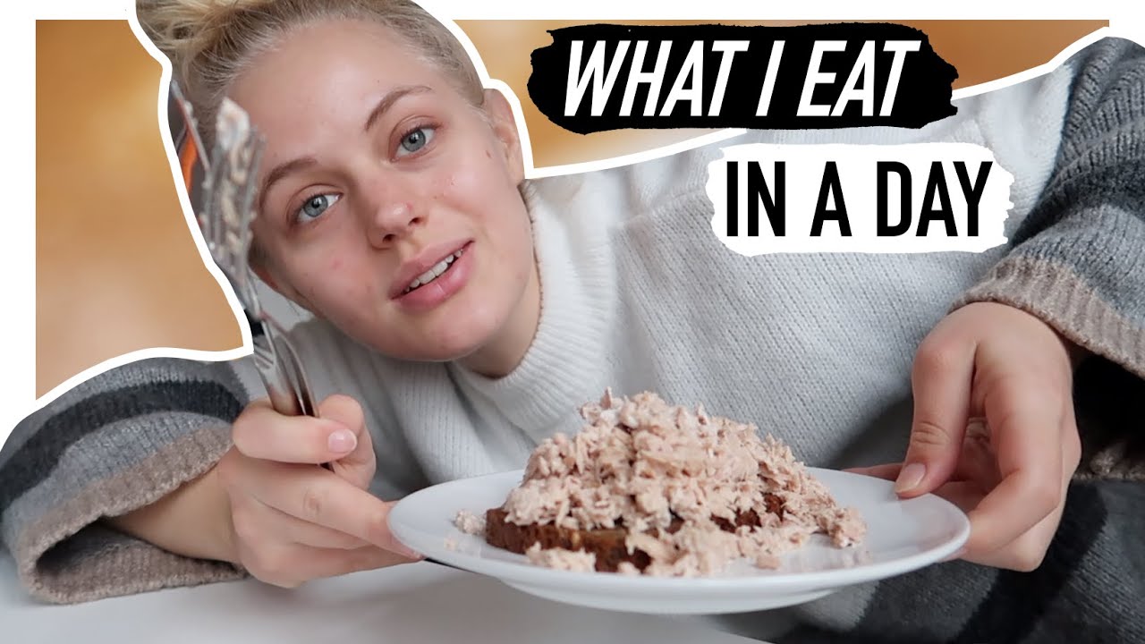 WHAT I EAT IN A DAY // hvad spiser jeg på en dag?
