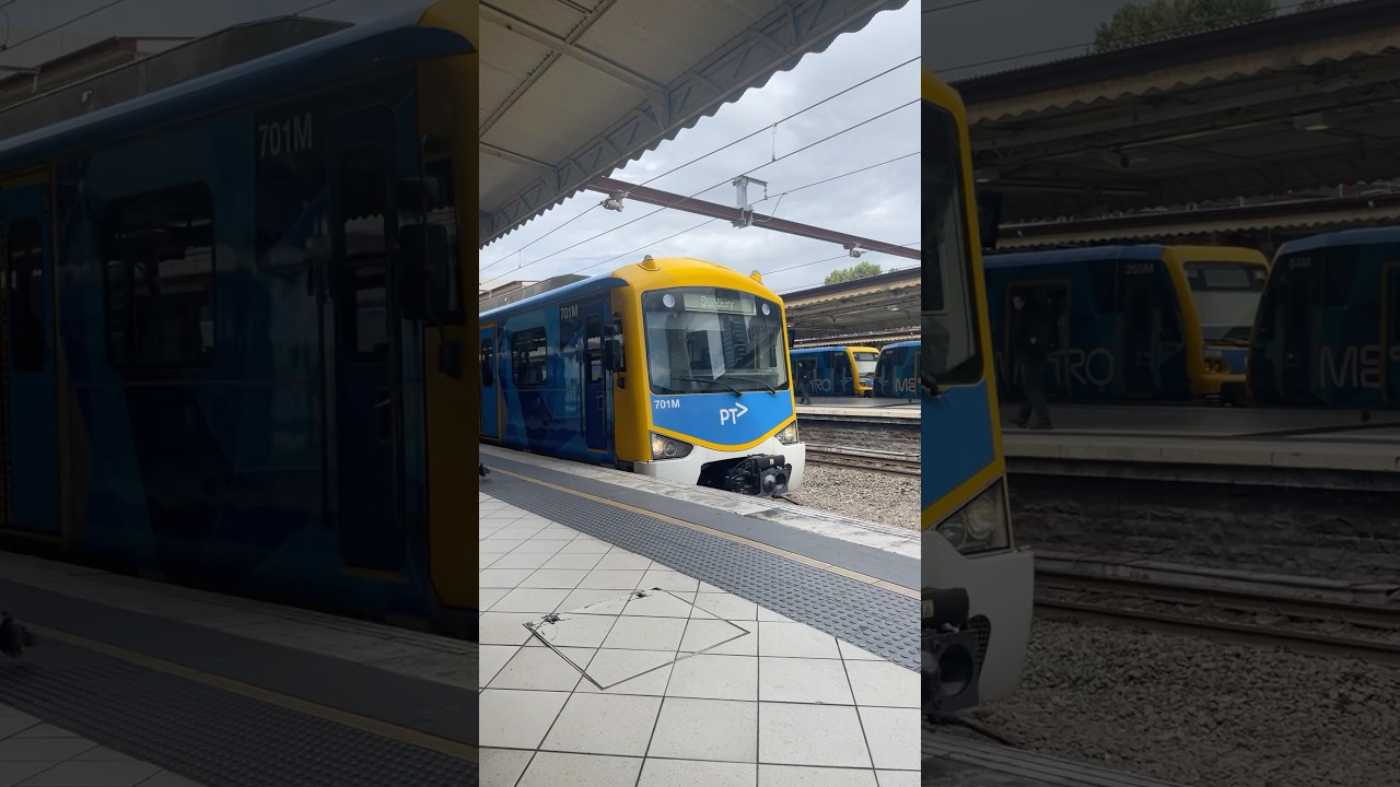 Siemens 701M Arriving at Flinders Street Station