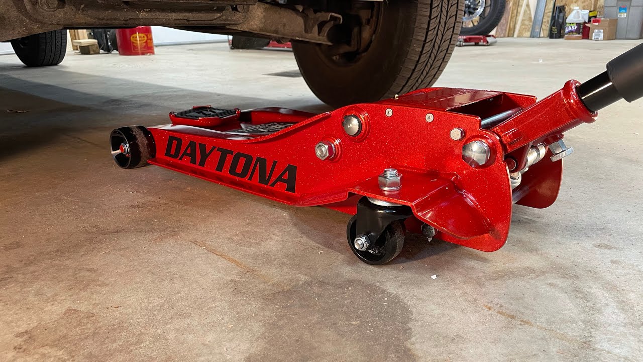 Daytona 3Ton Low Profile Design Super Duty Floor Jack set up, first impressions.