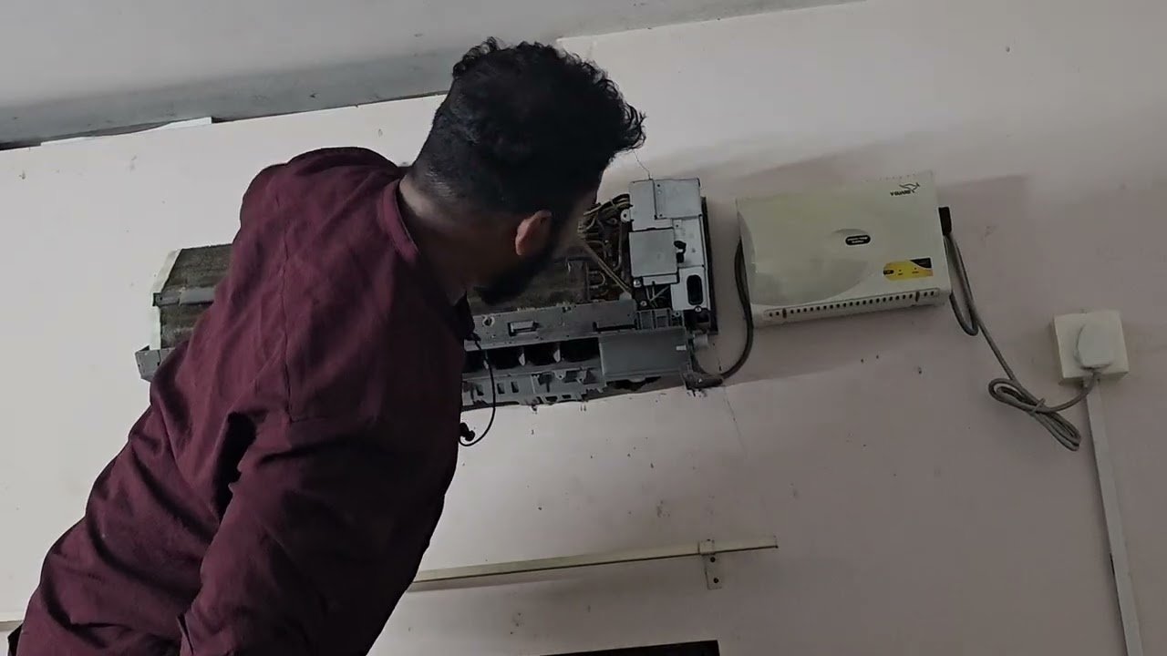 A/C   അകത്തെ പാമ്പ് പിടിത്തം! Part 1