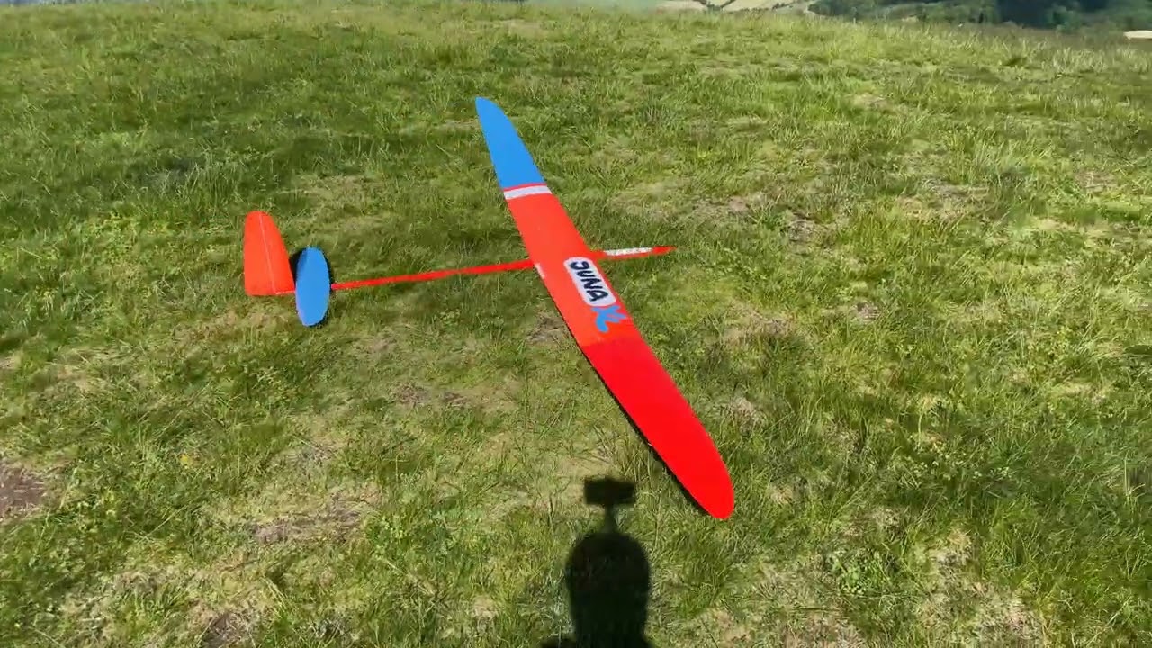 Slope landings with RC plane (Wasserkuppe) Juna XXL Sansibear