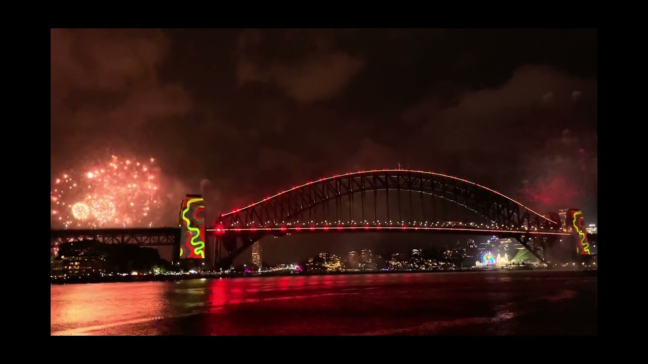 NYE Fireworks Sydney, 9pm and midnight fireworks