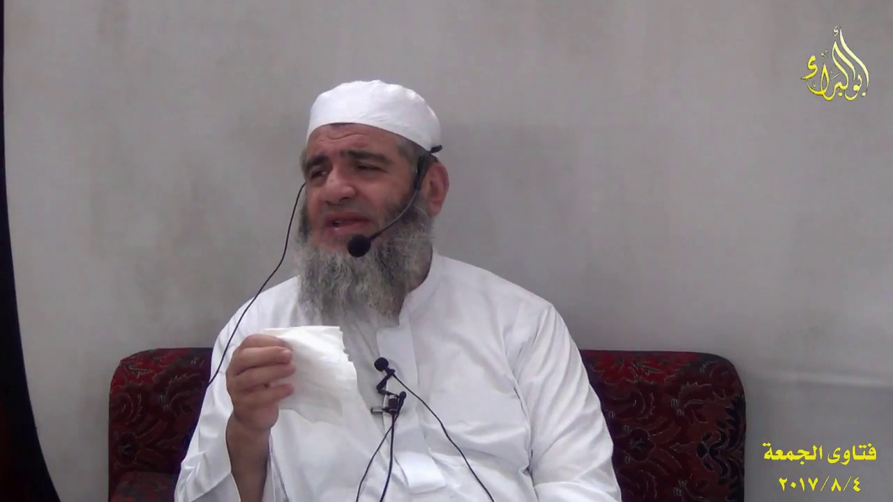 هل ستر الرأس للرجل خارج الصلاة وداخلها من سنن العادة أو العبادة ؟