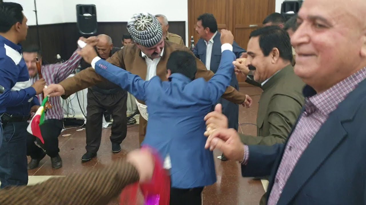 جمال وه رمیلی/ ده واتین  به رواریا  گوندی ( سه ره رو)