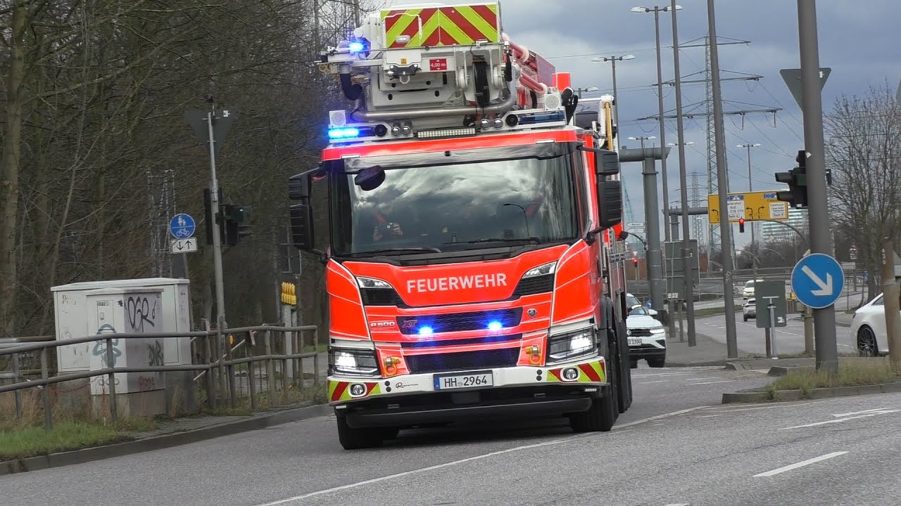 [Hamburgs neuer Gigant mit Bullhorn!] TM 70 Berufsfeuerwehr Hamburg Technik- und Umweltschutzwache