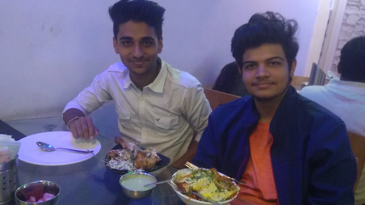 IIT Kharagpur Food, Smart Pind Restaurant Review | IIT Campus Food | shiladitya Chatterjee Puri Gate