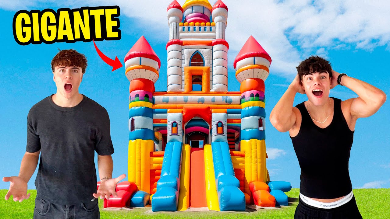 CONSTRUIMOS UN CASTILLO HINCHABLE GIGANTE EN NUESTRO JARDÍN (casi explota)