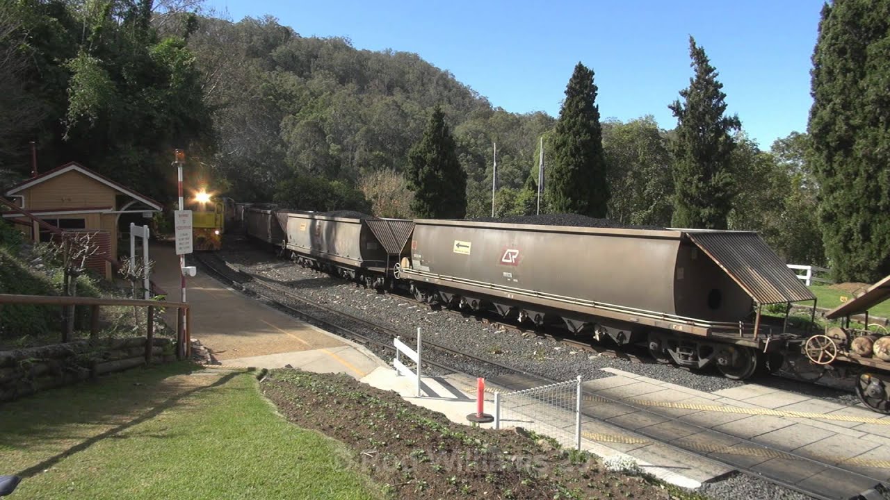 Queensland Rail : Spring Bluff : Australian trains and railroads