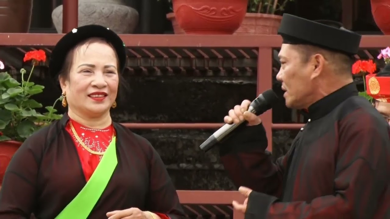ĐIỆU ĐÚM ĐÓN XUÂN SANG