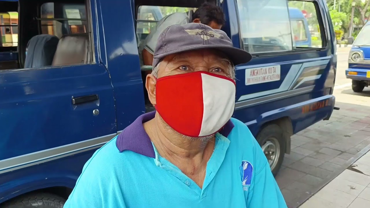 Sepi, supir angkot terminal bratang mengeluh.