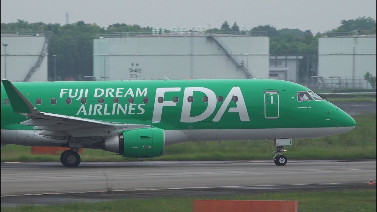Fuji Dream Airlines Embraer ERJ-175 JA11FJ Landing and Takeoff [NRT/RJAA]