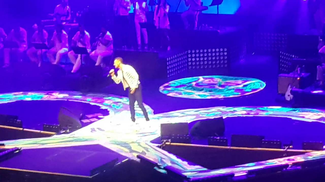 Murat Boz - Özledim - Harbiye AçıkHava sahnesi 2016