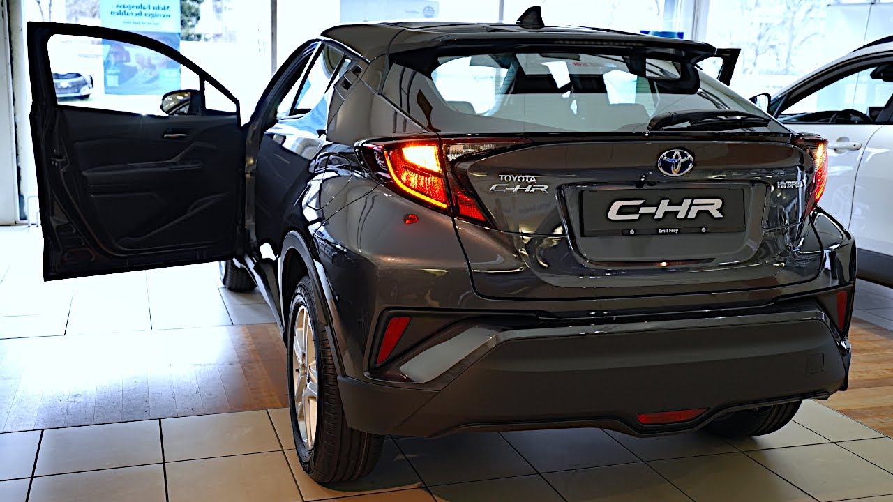 Toyota C-HR Гибрид 2022