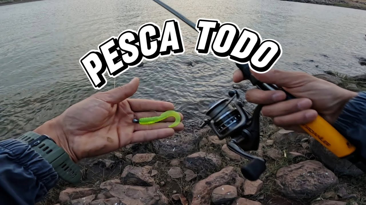 Como pescar lobina con GRUB / Mira lo que encontramos !!! 😱