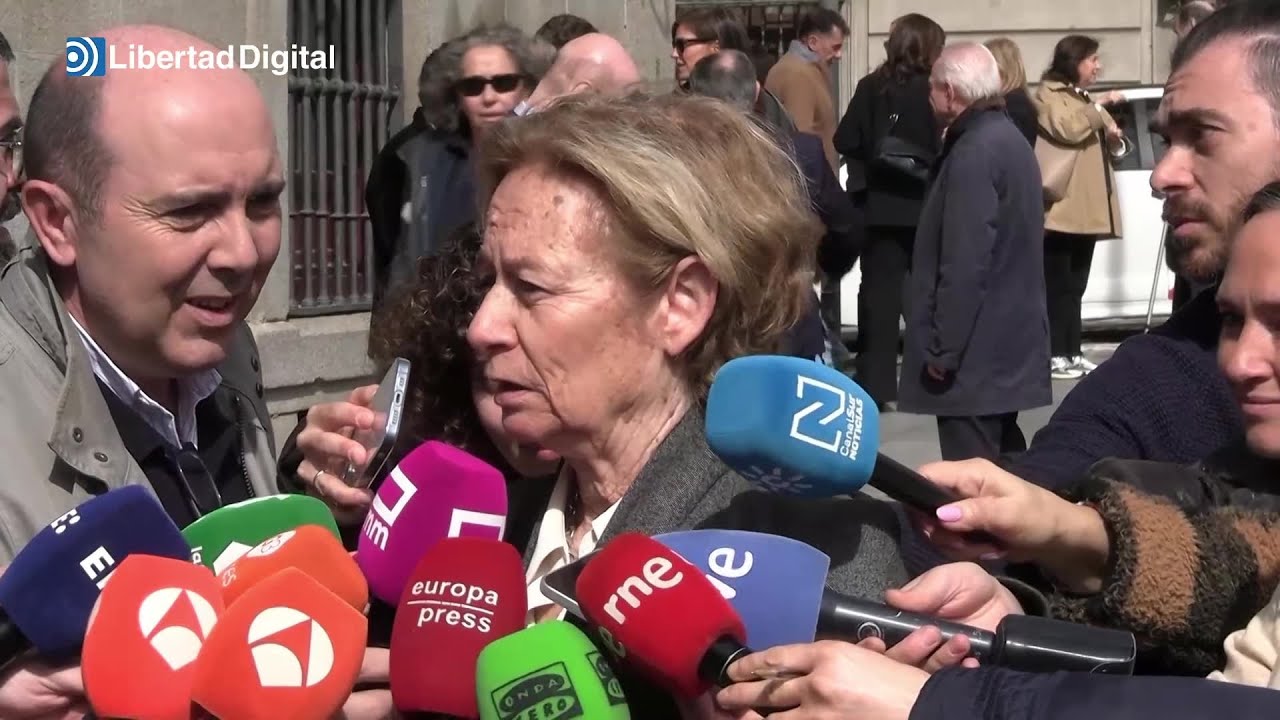 Las bonitas palabras de Pilar Cernuda en el funeral de Raúl del Pozo