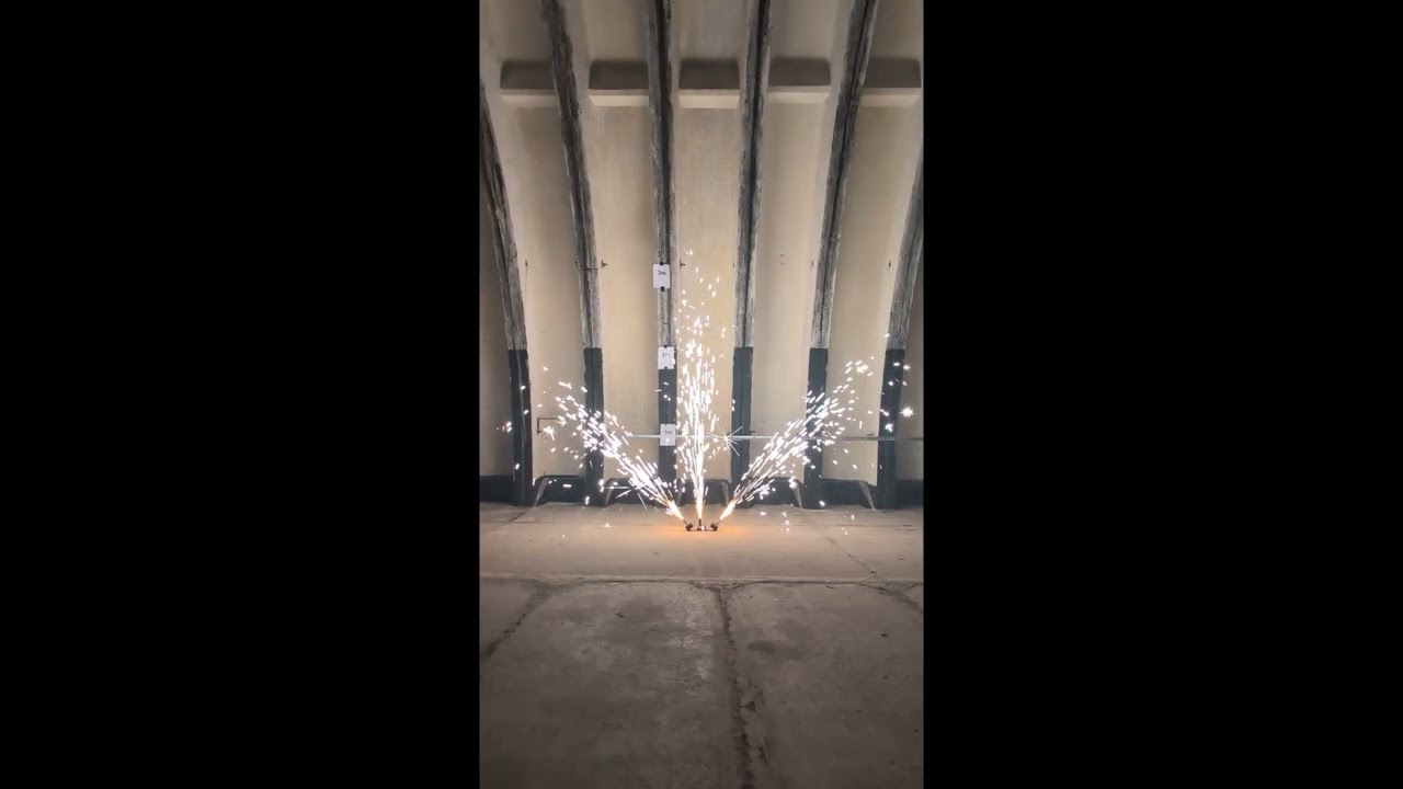 Pyroship Silberfontäne 3 Meter - 30 Sekunden