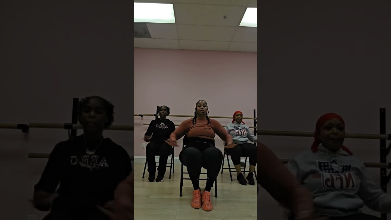 this is my new favorite #coachakilah #chairworkout #seatedexercise ##modifiedworkouts