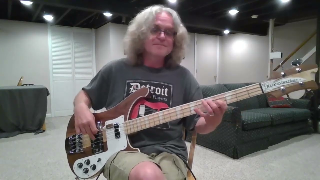 XTC - The Mayor Of Simpleton (Bass Playthrough)