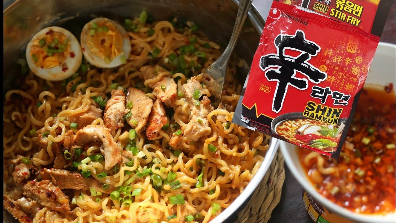 Creamy Milk Ramen 🍜 | Two Flavours, One Crazy Recipe #easyrecipes #easyramenrecipe
