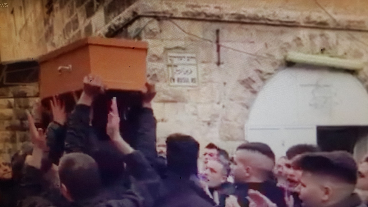 زفـة المرحوم جوني قرط - حارة النصارى تـفـتـقـد أعـز ابـنـائـها