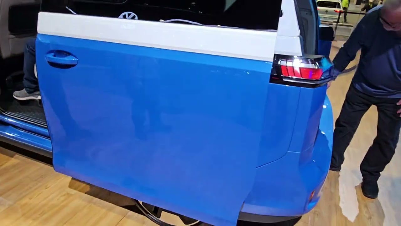 2025 VW ID.Buzz at Chicago Auto Show