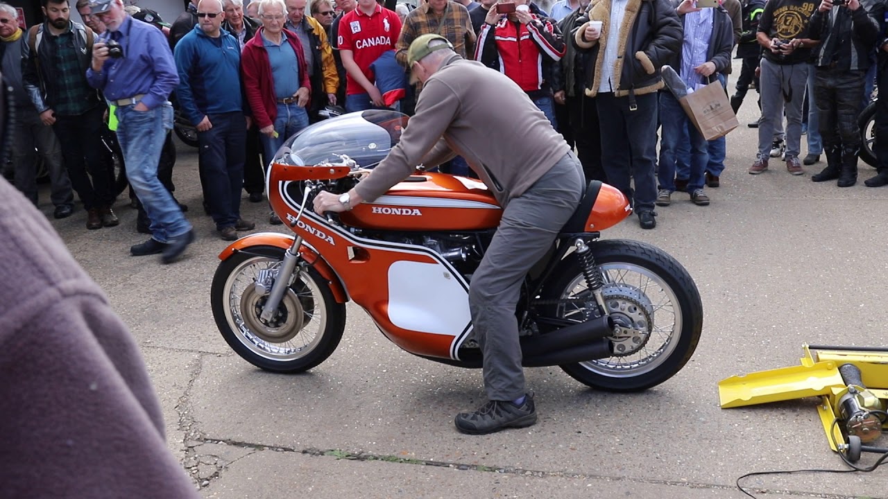Honda 750 Race Bike at David Silver Spares 29/09/18