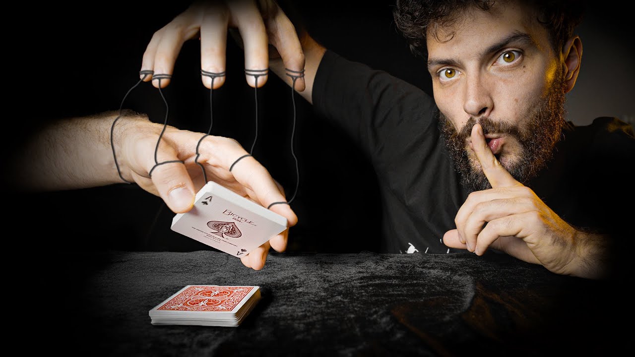 Comment MANIPULER un spectateur pour qu'il choisisse la carte que tu veux...