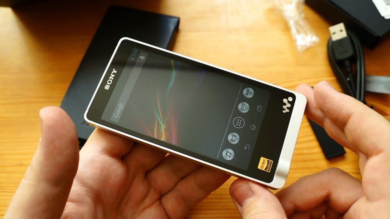 Распаковка Sony Walkman ZX1: топовый плеер за 27 990 рублей