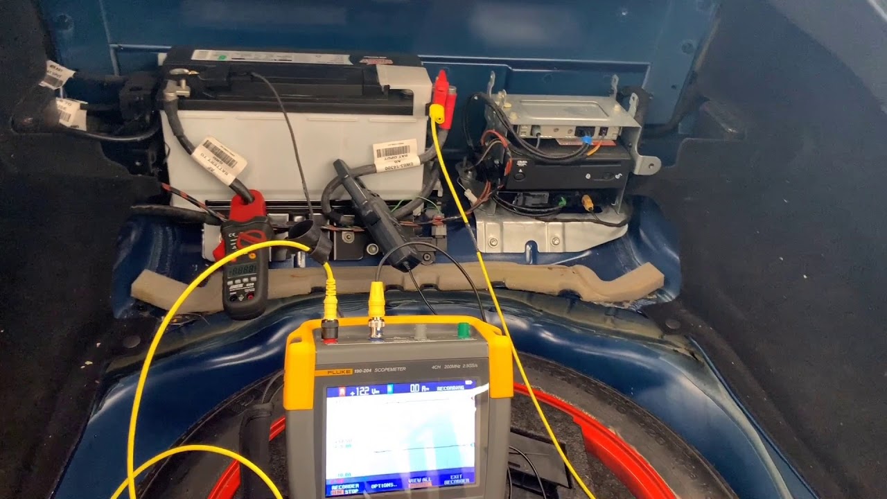 2009 Jaguar XK battery draw test with FLUKE 190 204!!
