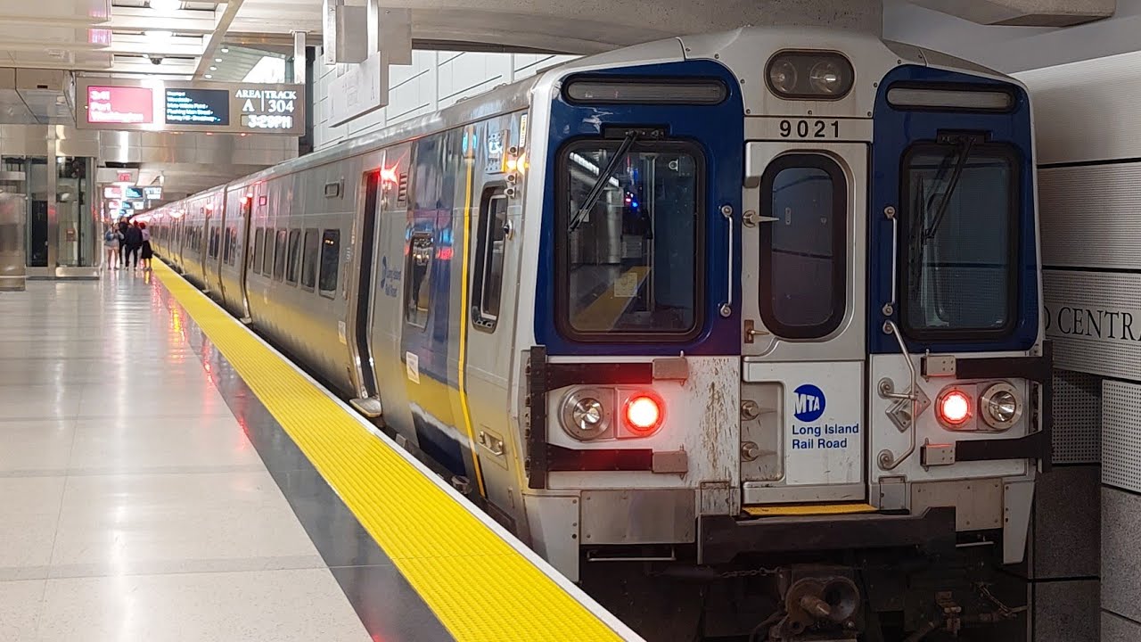 Long Island Railroad: On Board Port Washington Branch M9 Train From Port Washington to Grand Central
