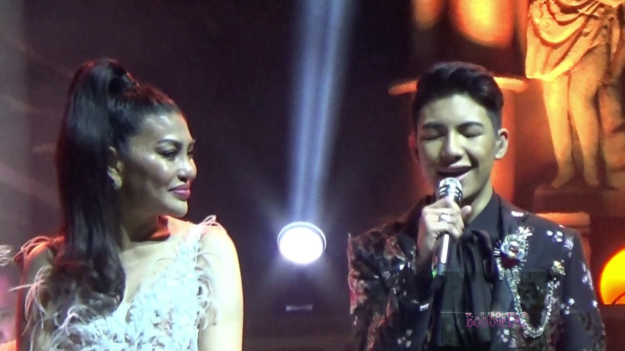 The Aces Araneta  - Help me Get Over by Darren and Jona
