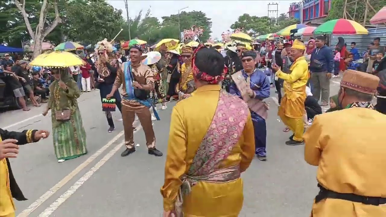 Orang orang bilang, judulnya Kenas Masin.