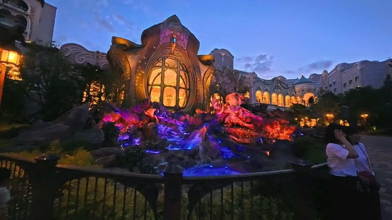 Tokyo DisneySea Tour Exploring the World’s Most Beautiful Park in 4K