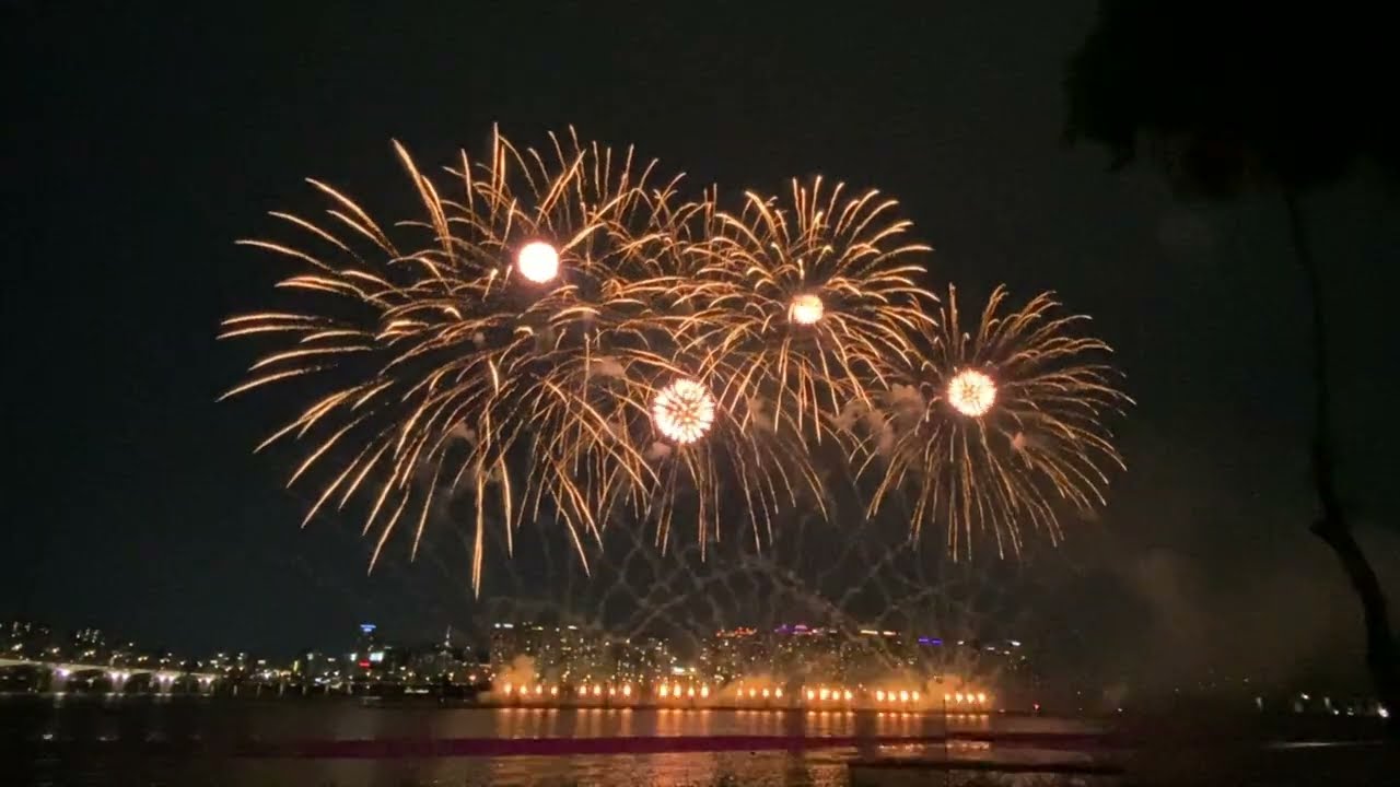BTS 10TH Anniversary FESTA Yeouido Firework / Spectacle Zone  full view