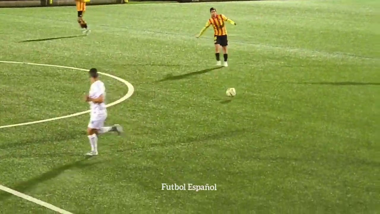 Futbol.Segunda RFEF (Grupo 3).  UE Sant Andreu VS CF Badalona -3:0 . Momentos del partido