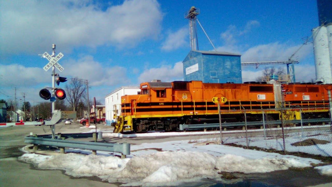 Afternoon WESTBOUND LI-FW CFE-09 CFE Mixed Freight Train! (02/11/2026)
