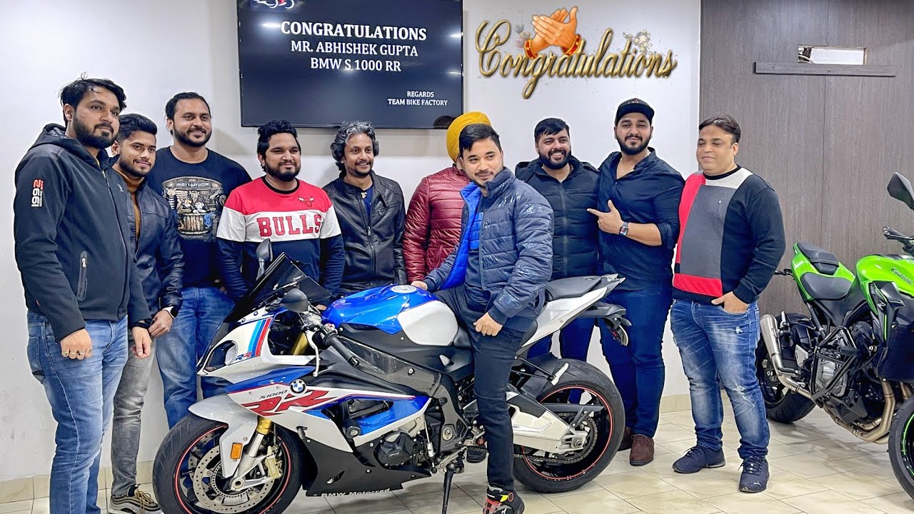 BMW S1000RR - Taking delivery of my DREAM superbike 😍