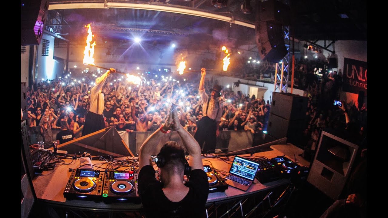 Unlocked LIVE ! Luca Agnelli + Aguilera - OFFICIAL
