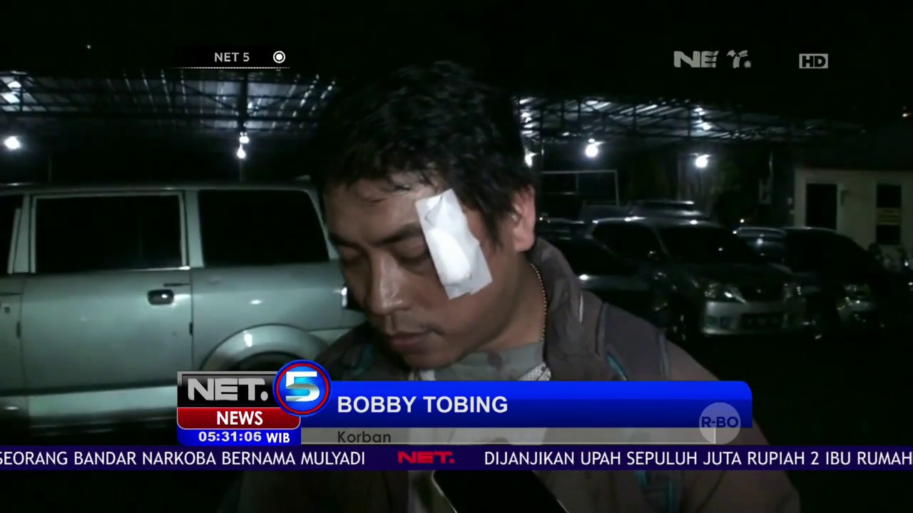 Seorang Wartawan TV Swasta Menjadi Korban Pemukulan Oleh Pengemudi Ojol - NET 5