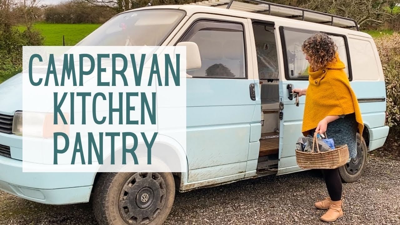 Заполнение кладовой в кемпер-фургоне — Vanlife Kitchen and Food Essentials