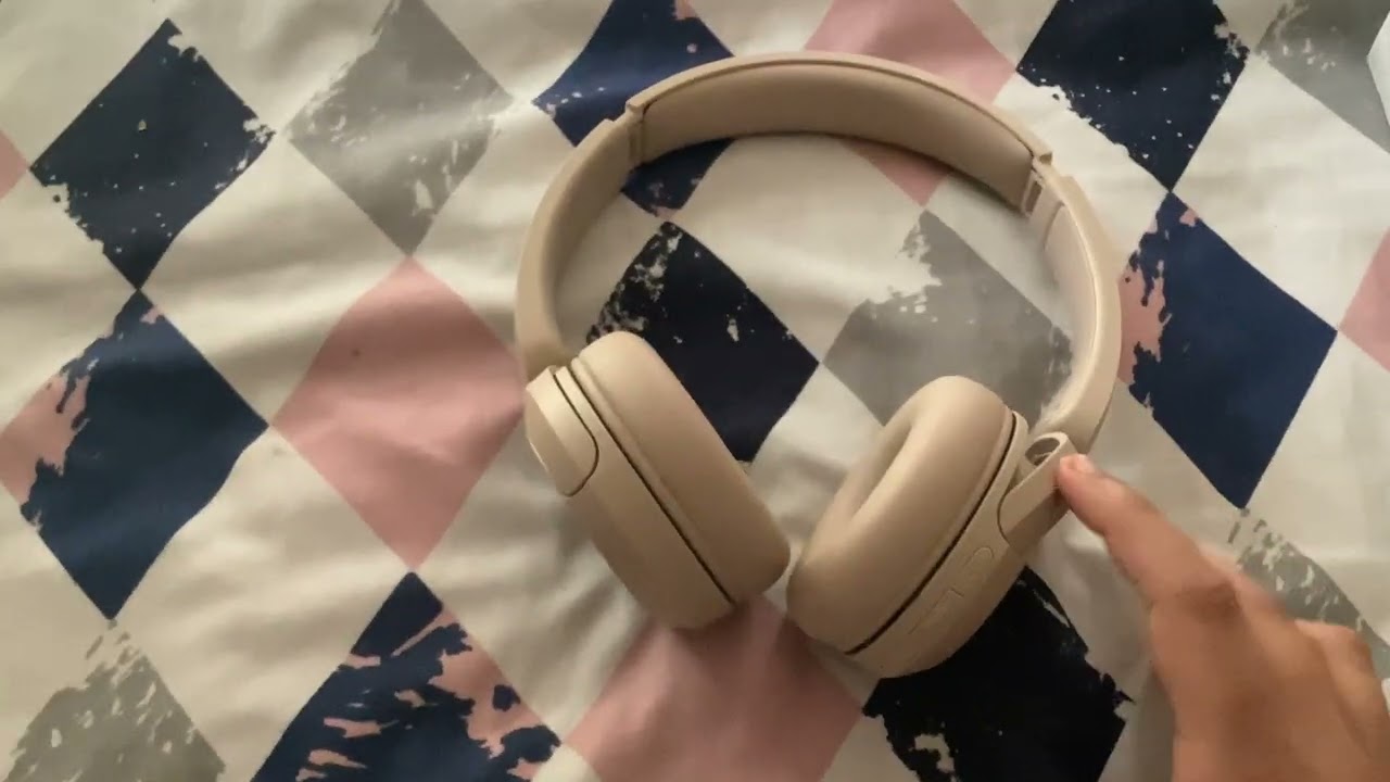 unboxing new Sony headphones