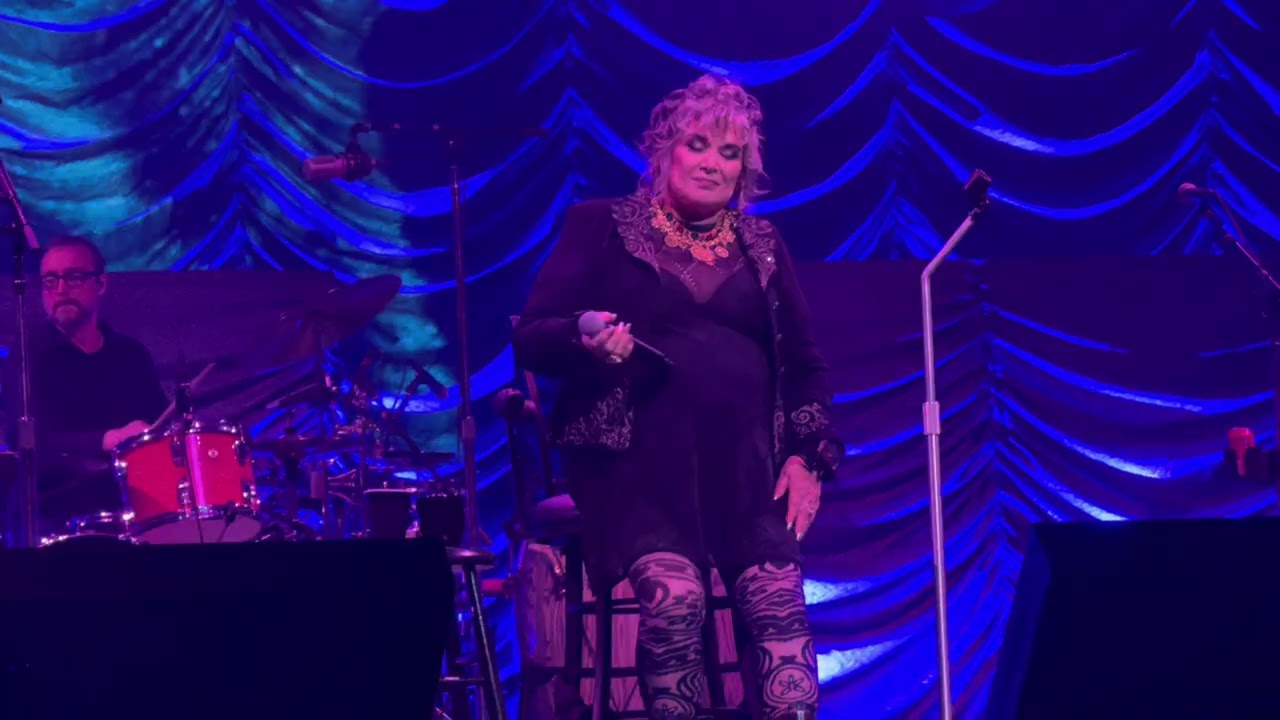 Heart live in Biloxi 20 Feb 26 “Crazy On You”