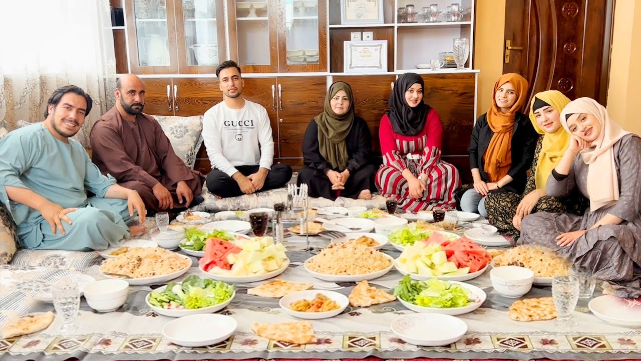 ما امروز فواد گلبرگ (هنر پیشه سینما) را در خانه خود مهمان کردیم